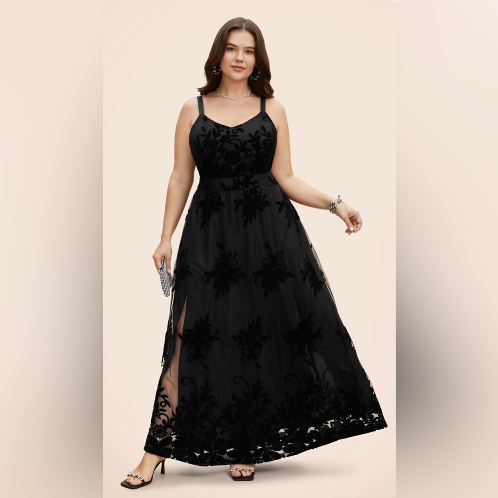 NWT Elegant Black Floral Tulle Velvet Maxi dress size 18/20 🌸🌹🌺 BMB Hall